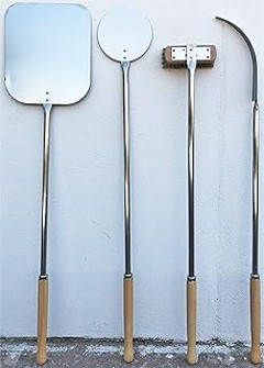 ¿Qué pala elegir para tu horno de exterior: madera o metal?